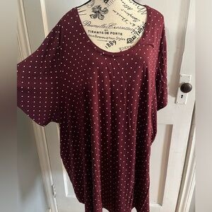 Burgundy tee with white polka dots